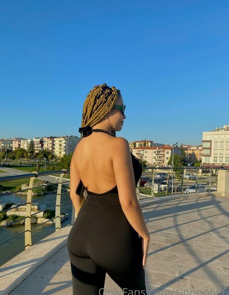 body onlyfans naked pictures