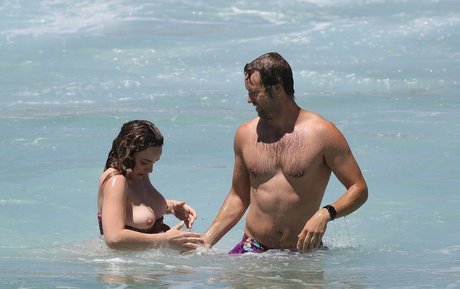 Bbie Chtfield star perfect pic