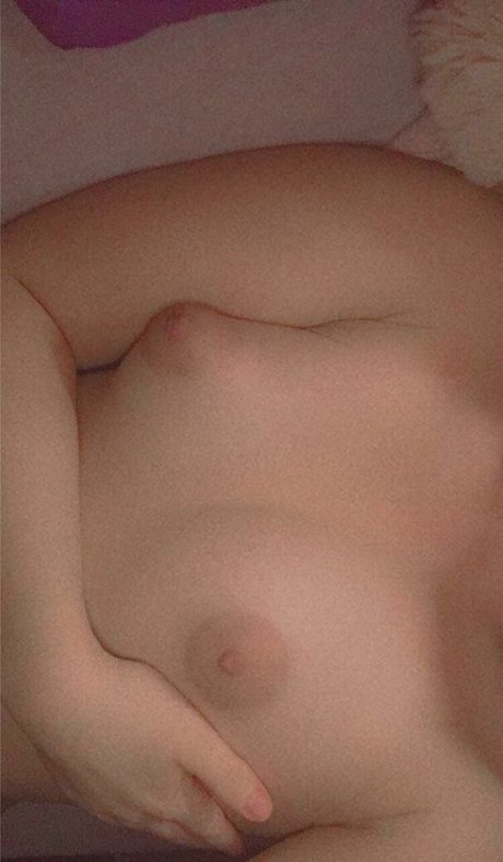 queen burianova naked model photos