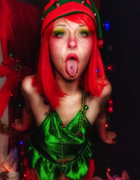 Void The Kitten model nude gallery