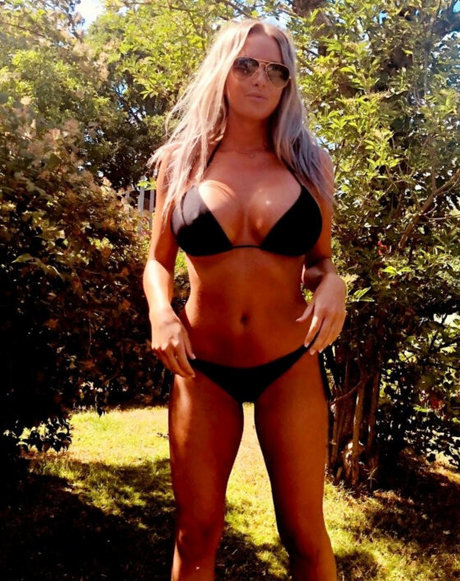 Elin Jaconelli sexy model pic