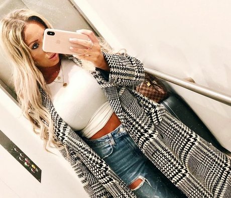 Elin Jaconelli beautiful star images