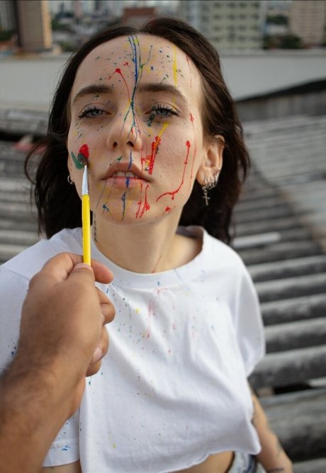 Ana Fernandes art model pic