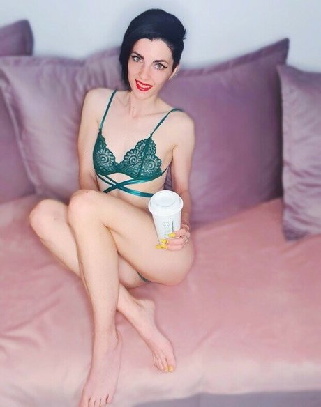 BellaSabini top star gallery