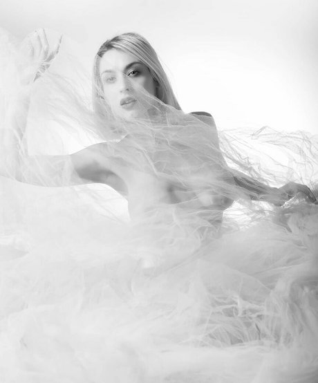 Lorih Caradonna hd pornstar archive