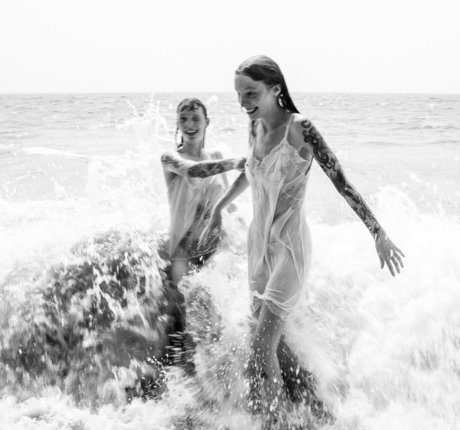 Fly Twins nude star pics