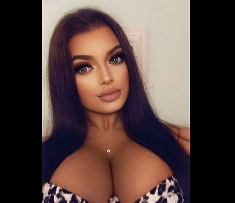 Emily Colbeck Dorset exclusive pornstar pictures