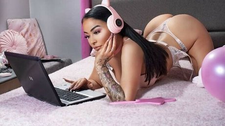 Reign Chaos pornstar high quality archive