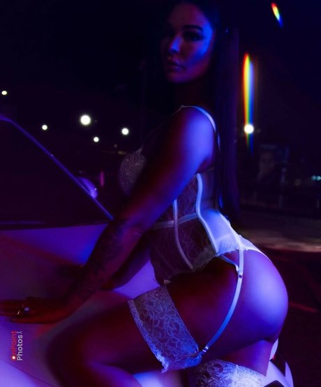 Reign Chaos star free images