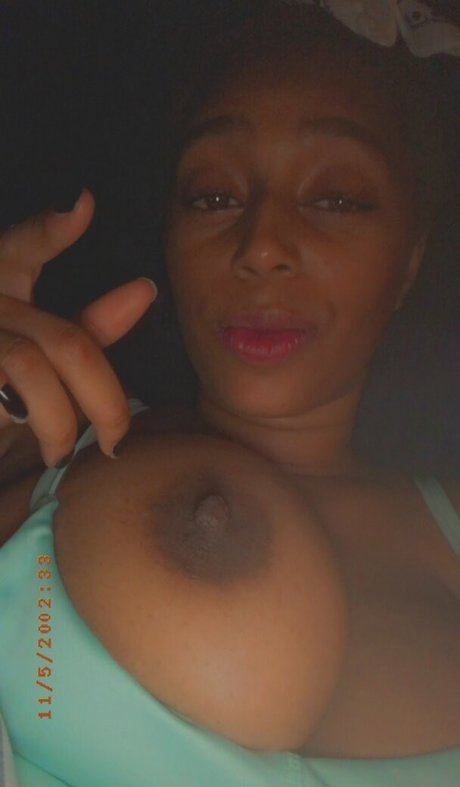 AmineBoobs69 porn star gallery