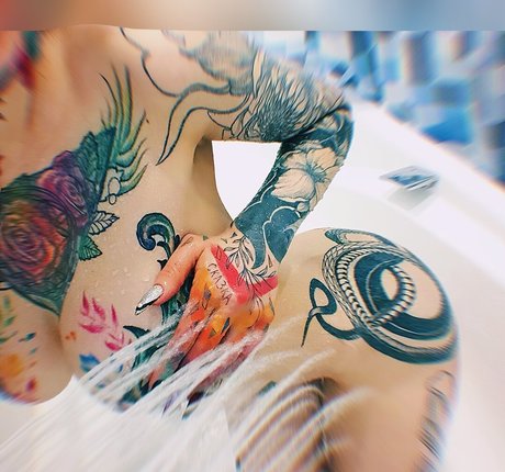 Martiz Matterz erotic model galleries