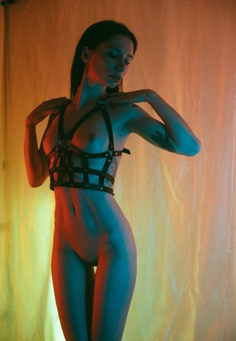 meneliza model free gallery