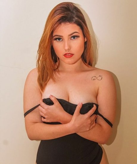 Brendamaiarap sexy model pics