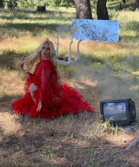 amethystfaymusic pornographic model images