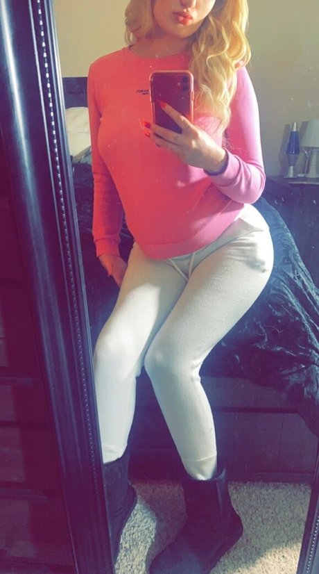 ambermonroe1009 model naked pics