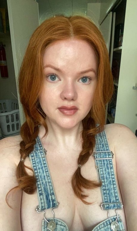 Adleesweet star art image