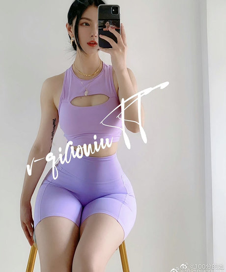 QiaonniuTT pornstar adult pics