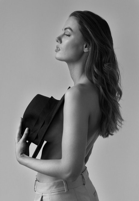 GeorgieToms pornstar adult photos