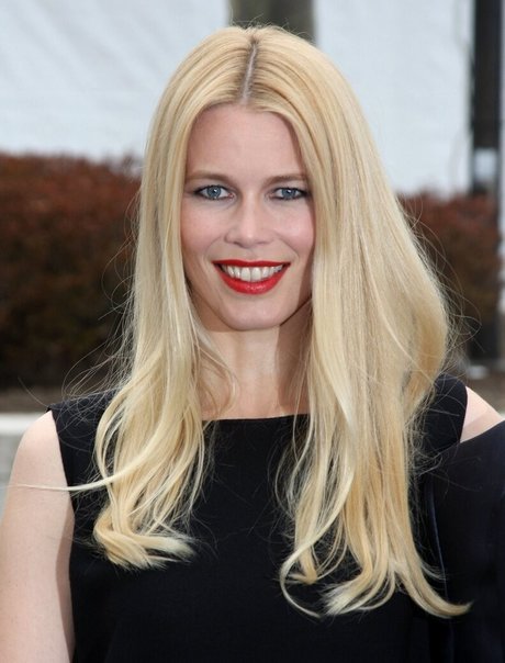 Claudia Schiffer nude actress photos