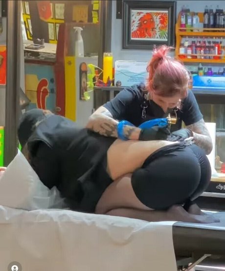 Lovelylillian erotic model photos