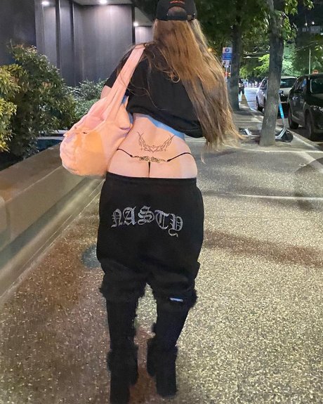 Lovelylillian star adult img