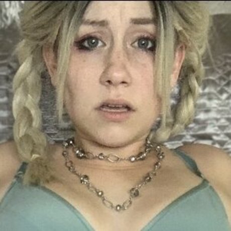 yungtaurus model pornographic photo