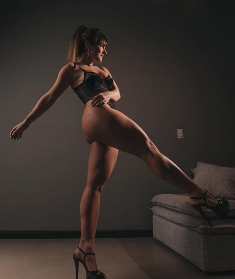 Luisa Peleja star hot pic