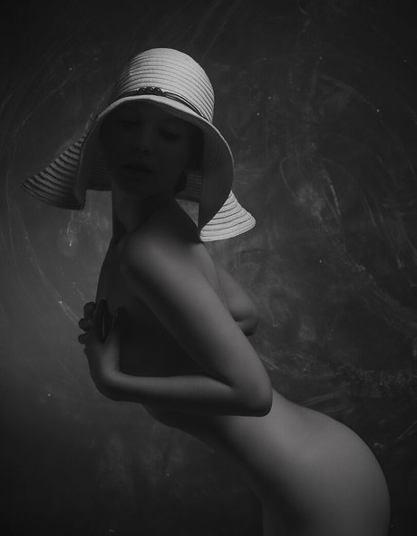 hairy armpits onlyfans xxx pictures