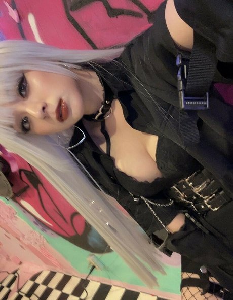 blonde babe onlyfans free sexy galleries