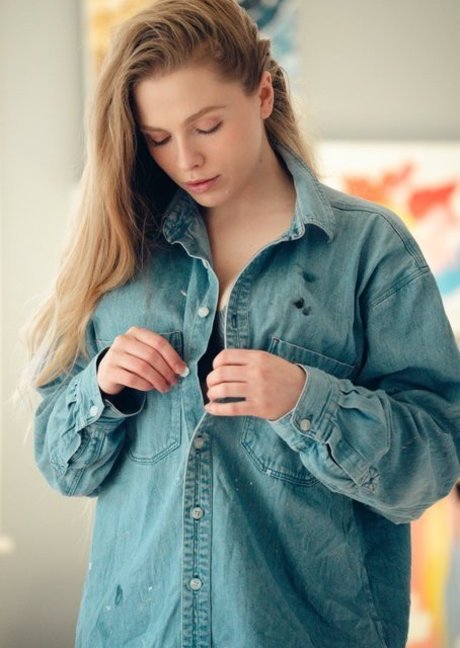 sirililia sex actress images