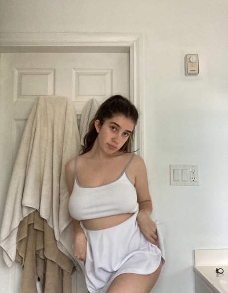 Molly Barkasy xxx model images