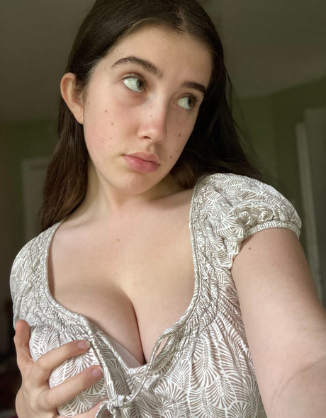 Molly Barkasy model xxx pictures