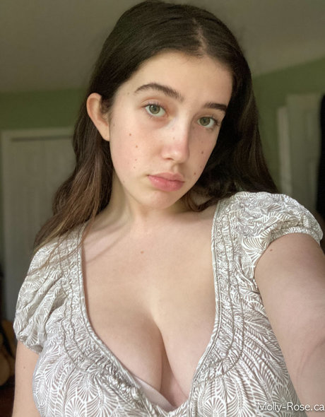 Molly Barkasy porn actress gallery