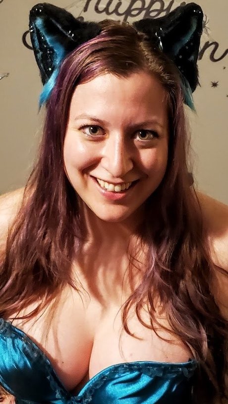 Lady Kitsune Photo Gallery