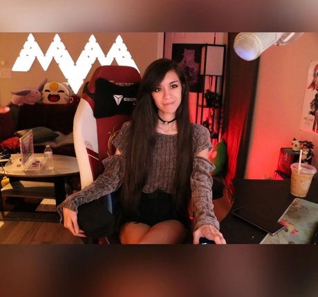 MaryMaybe pornstar art picture