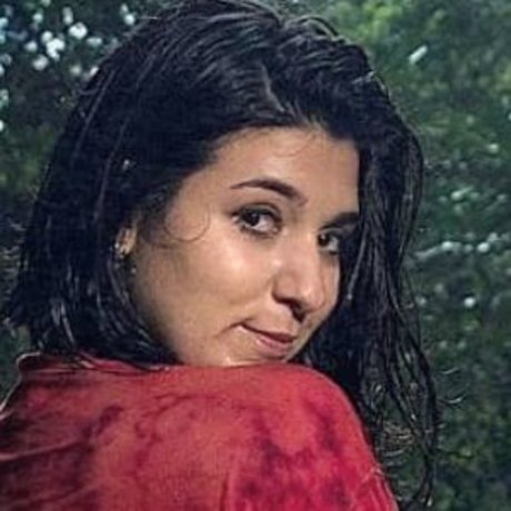 Malu Bastos model top img