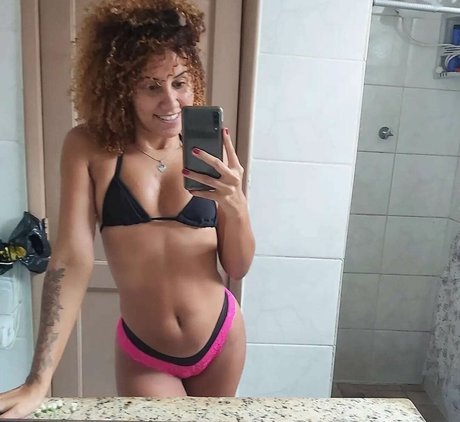 Nenistricolor best model picture