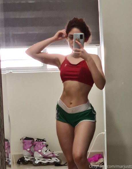 Marjust art actress pic