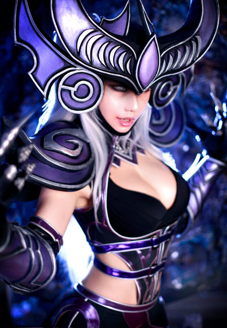 Spiral Cats Cosplay model perfect img