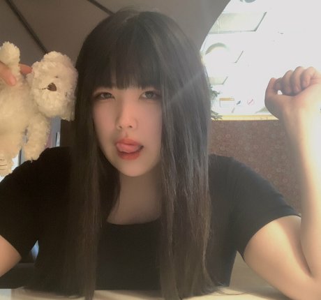 yul off pornstar photo