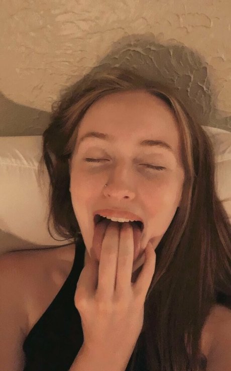 mmmcreamy pretty pornstar image