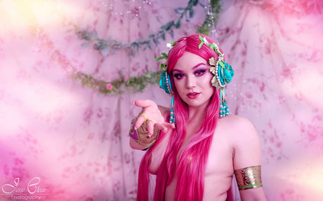 Crashcandy model exclusive photos