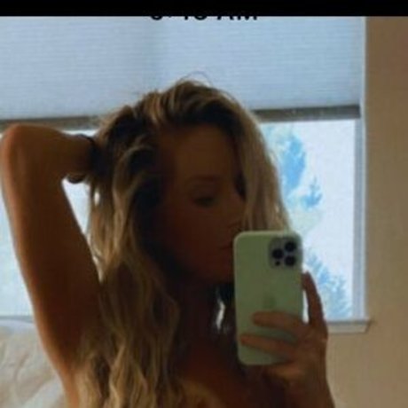 Caseygonnacostya nice actress pics