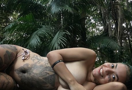 Milly Lascy pretty pornstar pictures