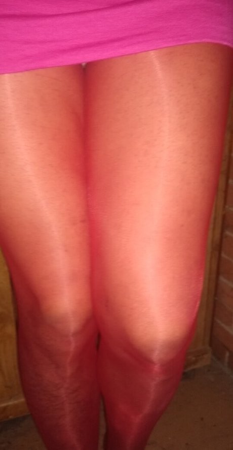 Mariam Ariday sexy model image