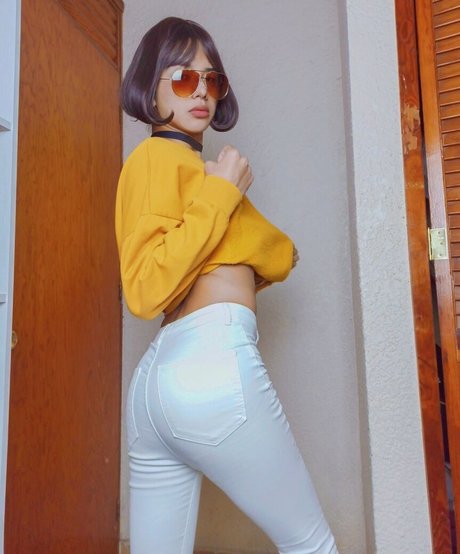 Brunett star sexy img