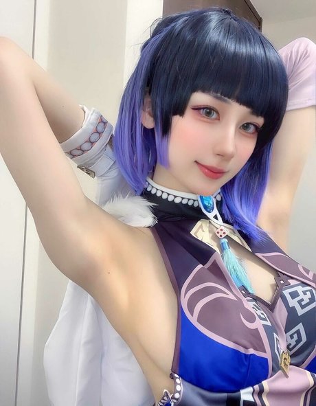 talla cos sexy actress gallery