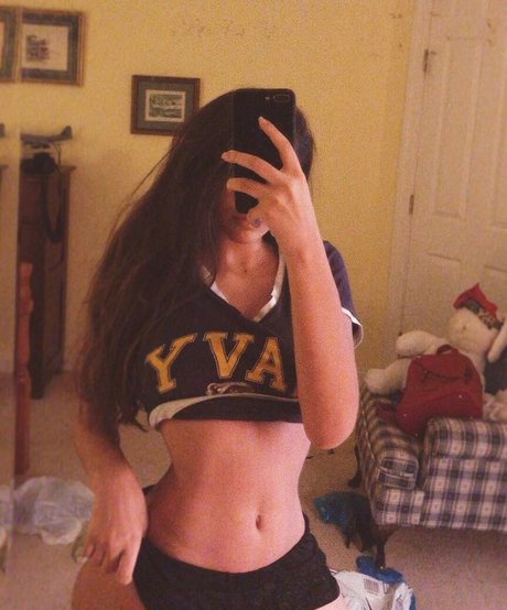 Brie Adeline pornographic model photo