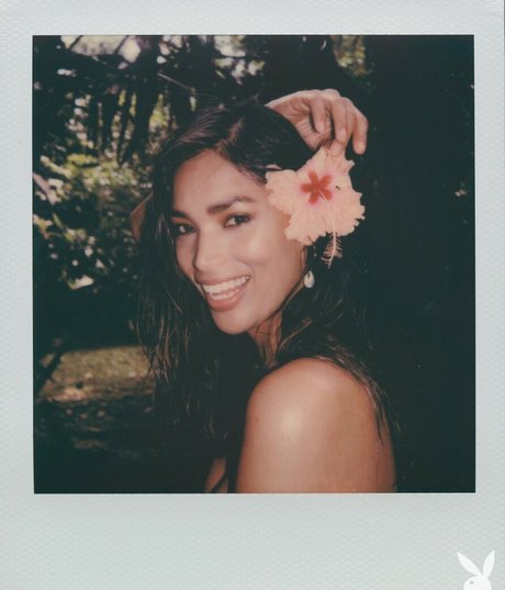 Geena Rocero perfect actress photo