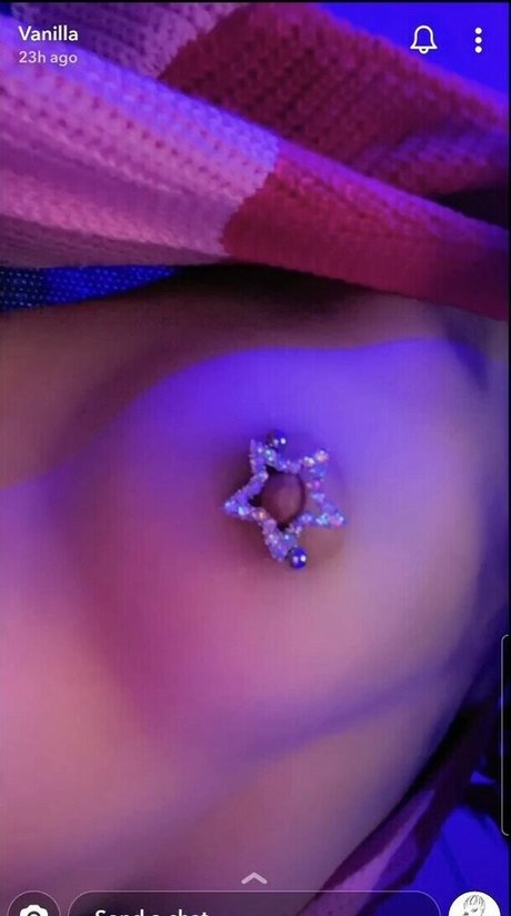 chewwy vanilla exclusive pornstar image